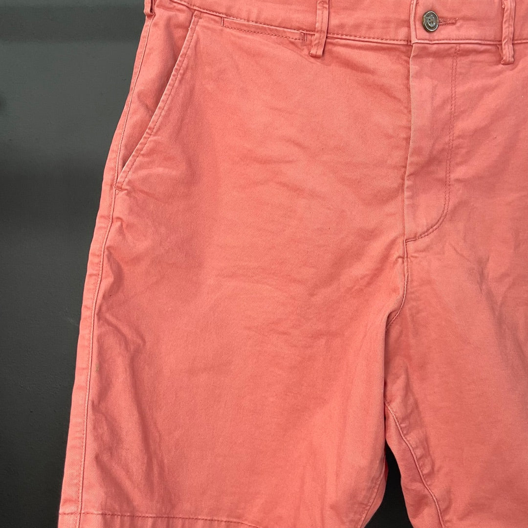 GAP Short Bermuda Rojo Talle 36