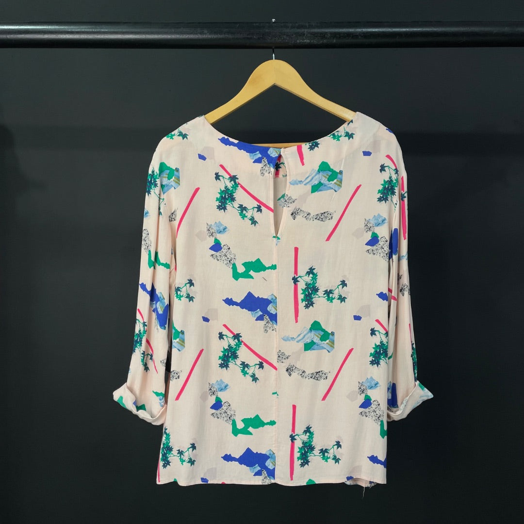 SIN MARCA  Blusa  Rosa  Talle 42