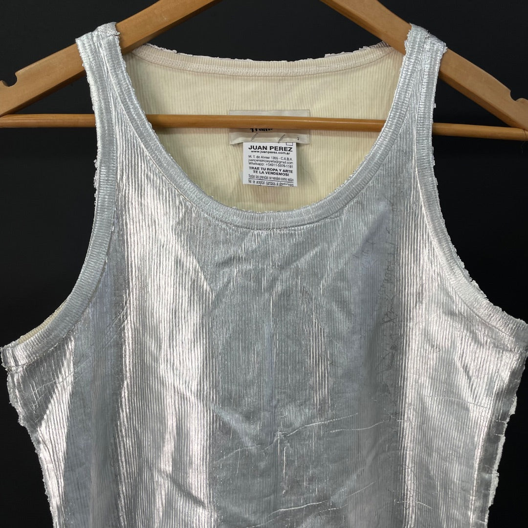 TRAMANDO Musculosa Plateado Talle 2