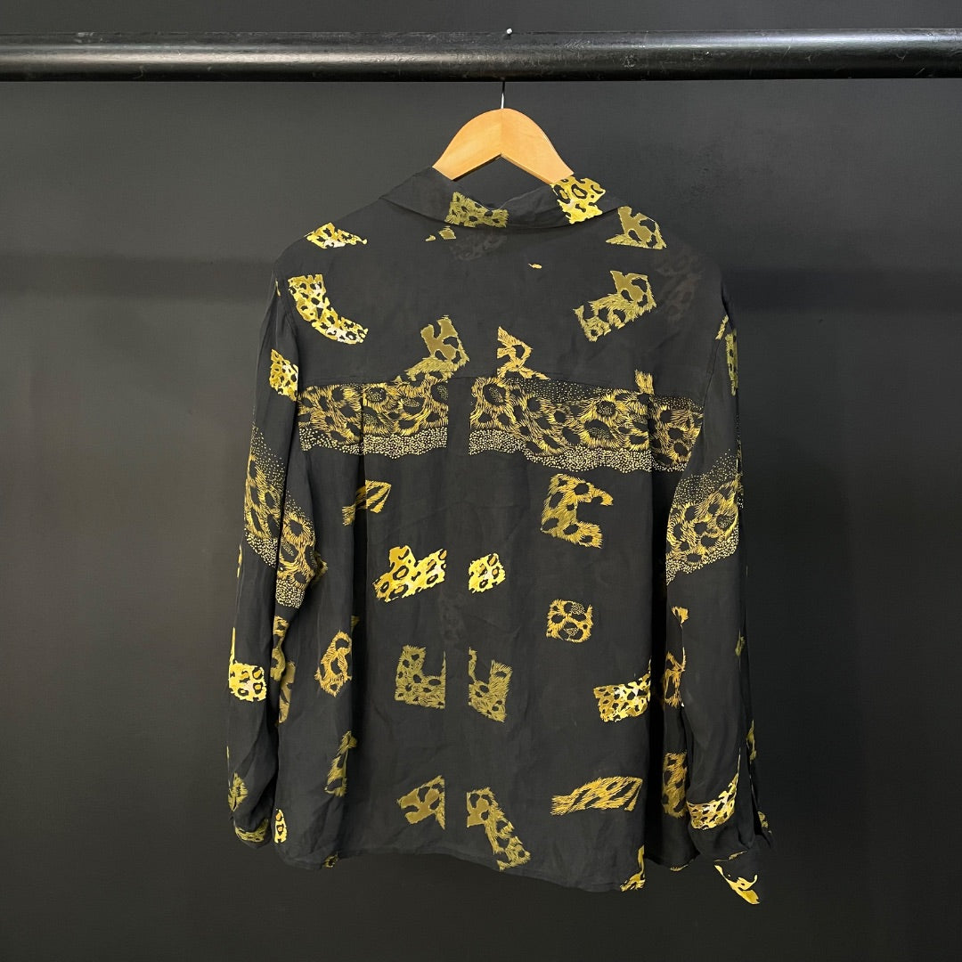 SIN MARCA  Camisa Manga Larga  Varios  Estampado  Talle M