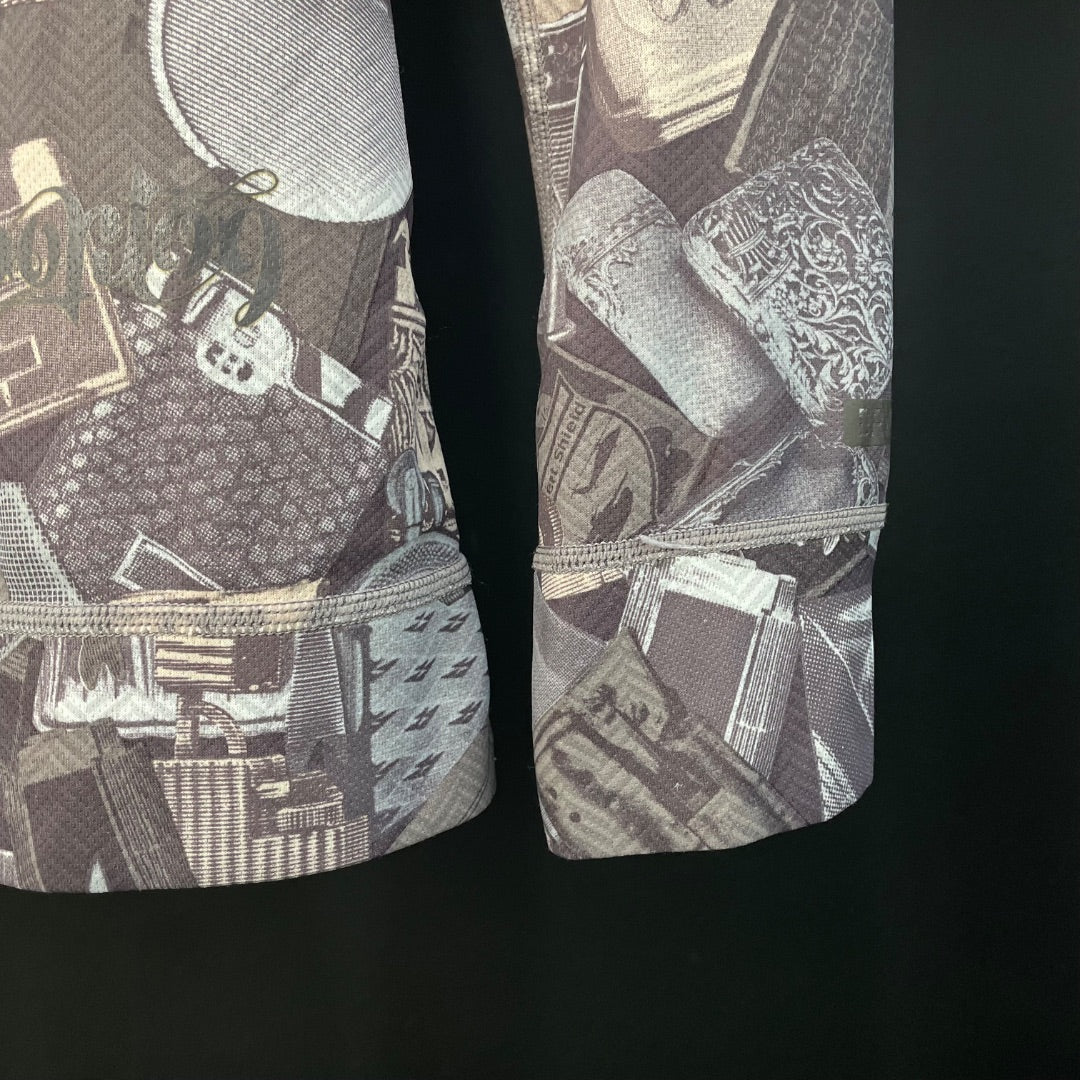 BURTON  Remera Manga Larga  Varios  Estampado  Talle M
