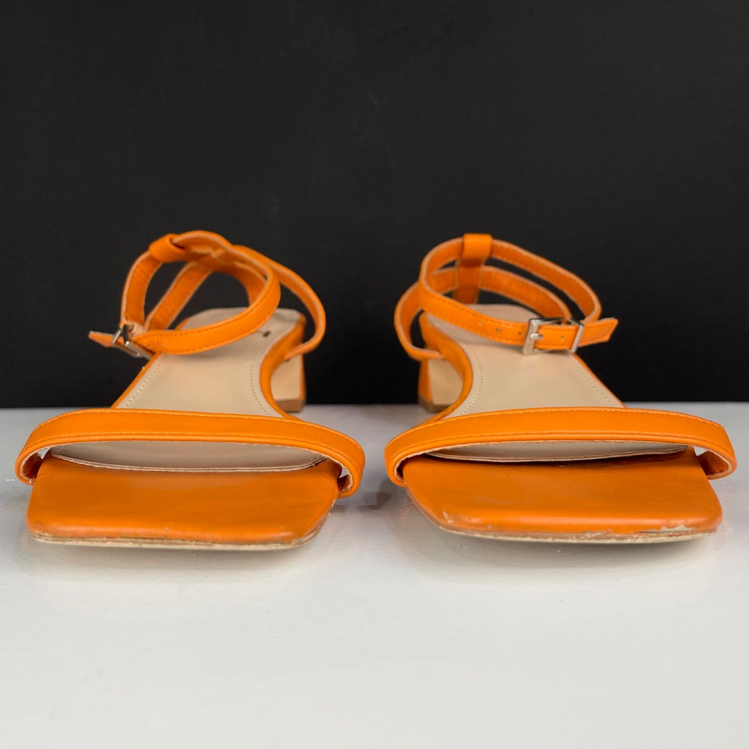MISHKA Sandalias Naranja Talle 38