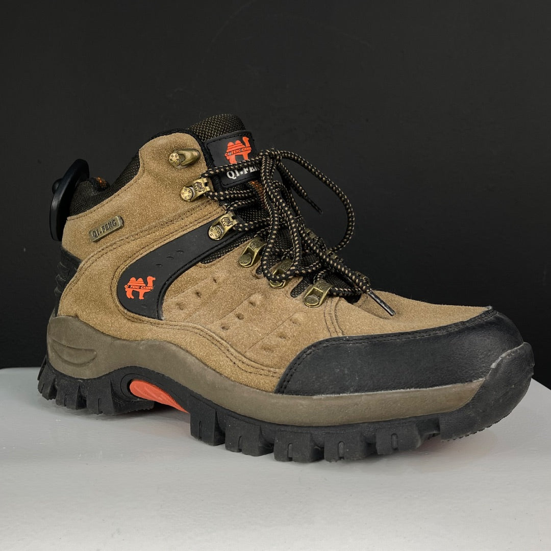 QI.FENG Borcegos Varios Marron y Negro Talle 44
