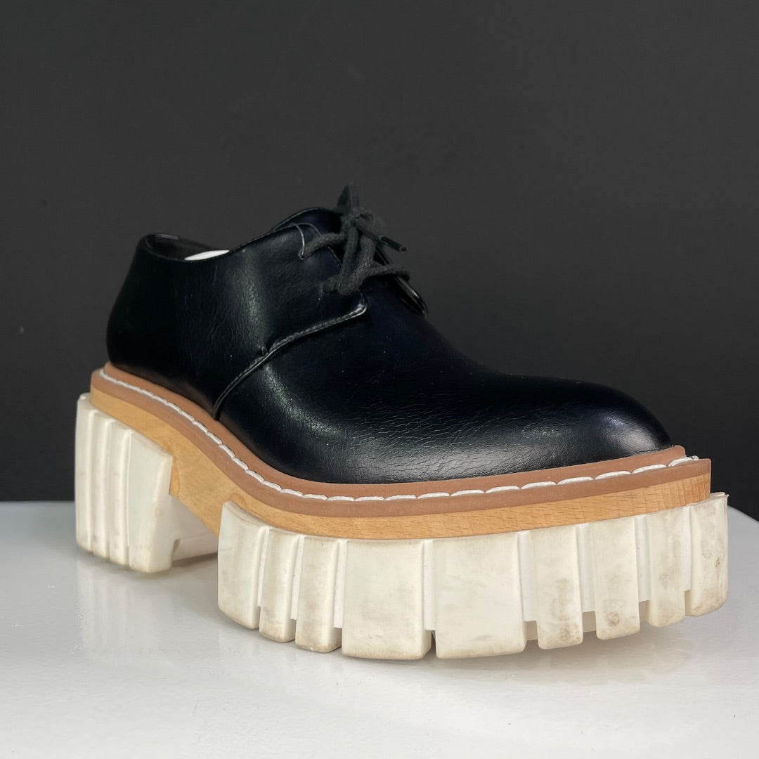 STELLA MCCARTNEY Abotinado Negro Talle 37