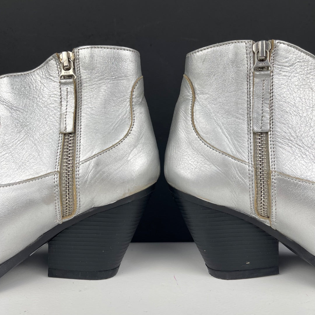 PARUOLO Bota Cowboy Plateado Talle 36