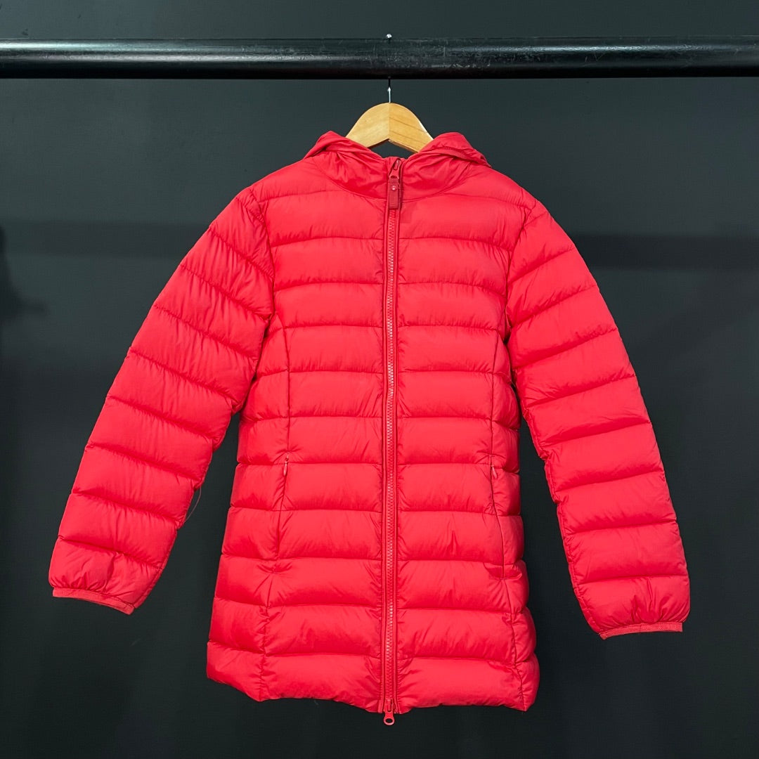 AKIABARA  Campera  Color Rojo  Talle 10