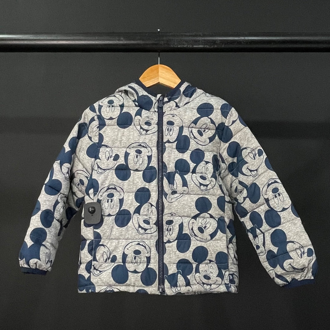 GAP Campera Varios Talle 5