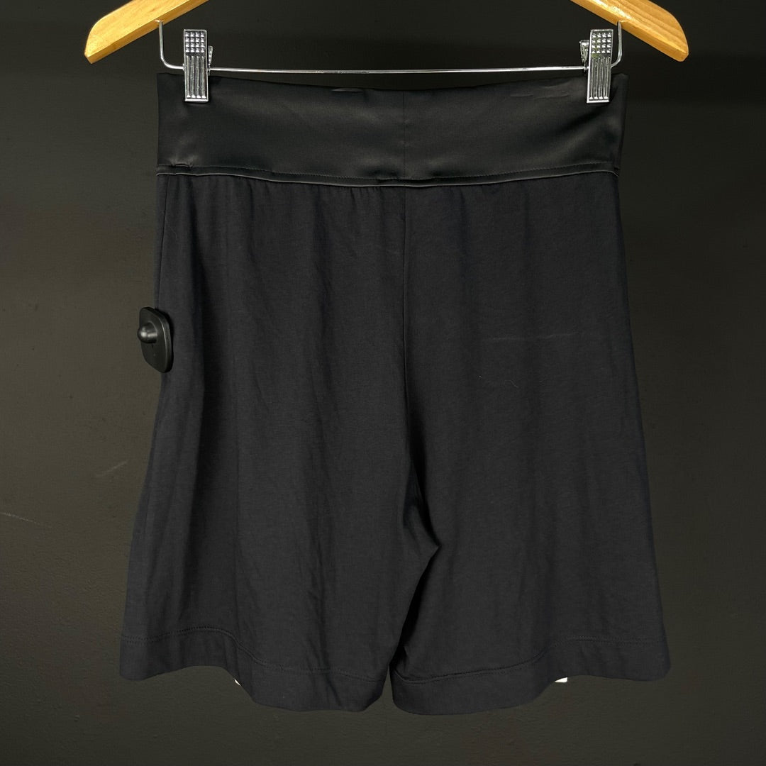 CORA GROPPO Short Bermuda Varios Beige Y Negro Talle 38