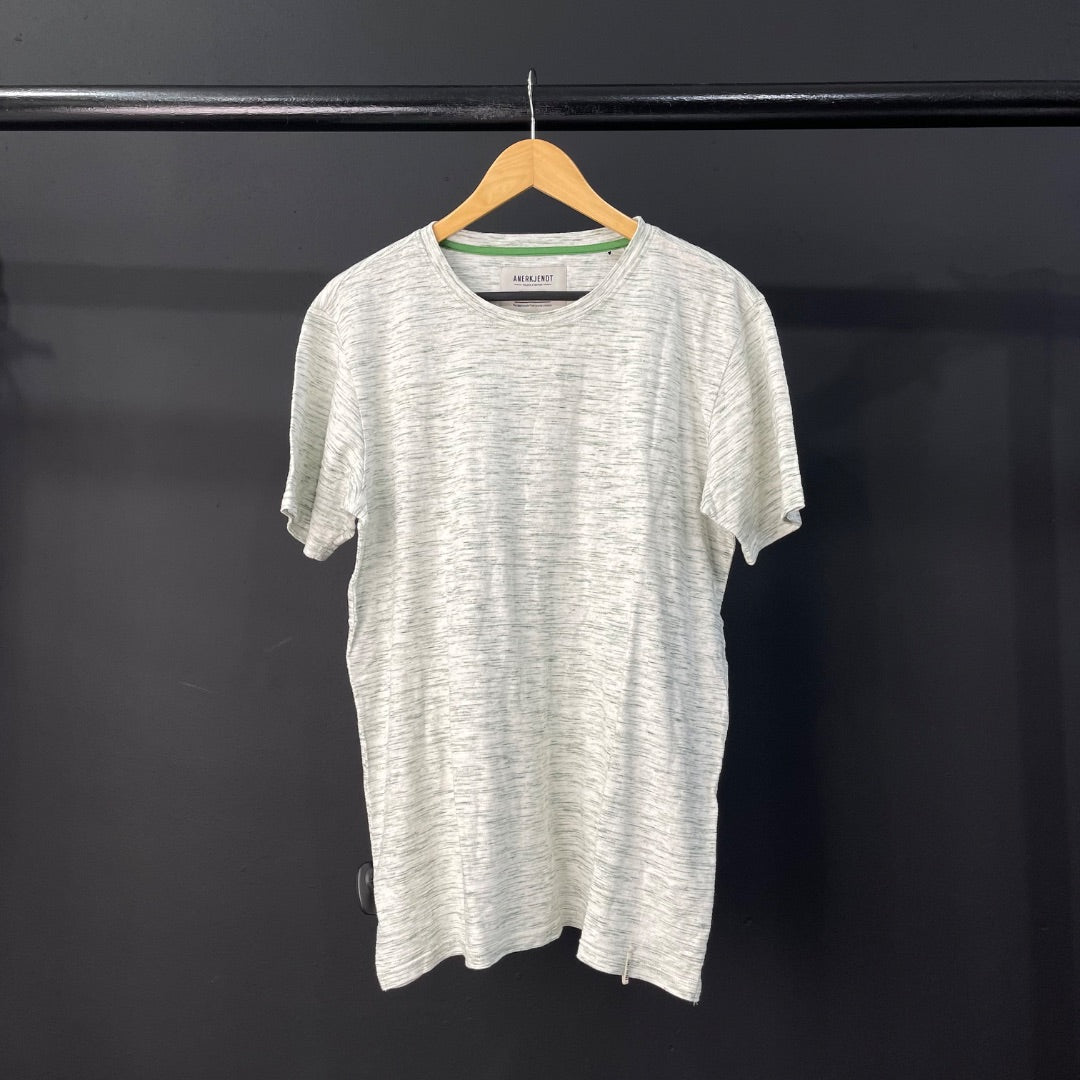 ANERKJENDT Remera Manga Corta Verde Talle L