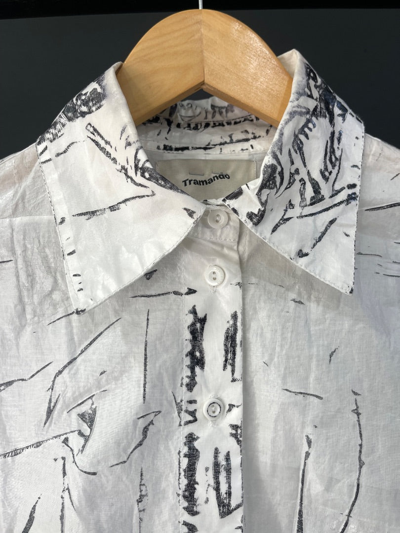 TRAMANDO Camisa Manga Larga Varios Blanco Y Negro Talle M
