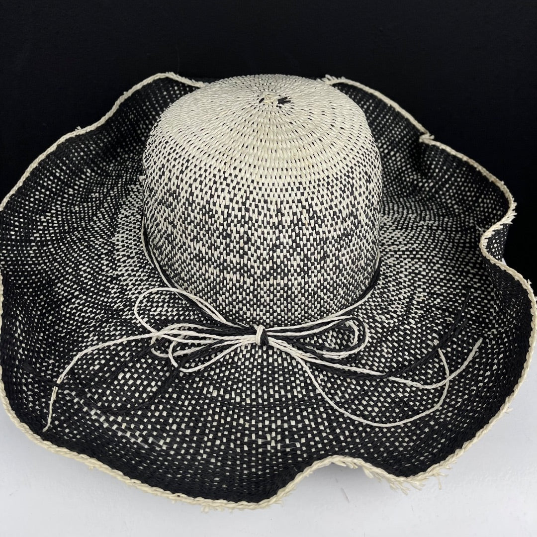 SIN MARCA Sombrero Con Ala Varios Blanco Y Negro Talle Unico