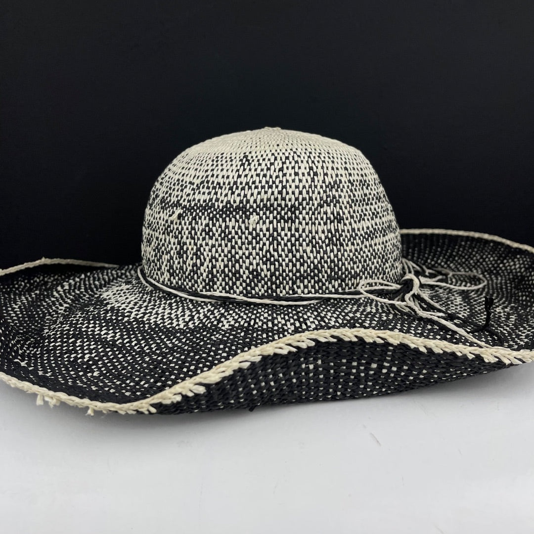 SIN MARCA Sombrero Con Ala Varios Blanco Y Negro Talle Unico