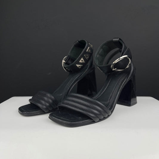 AYRES Sandalias Negro Talle 36