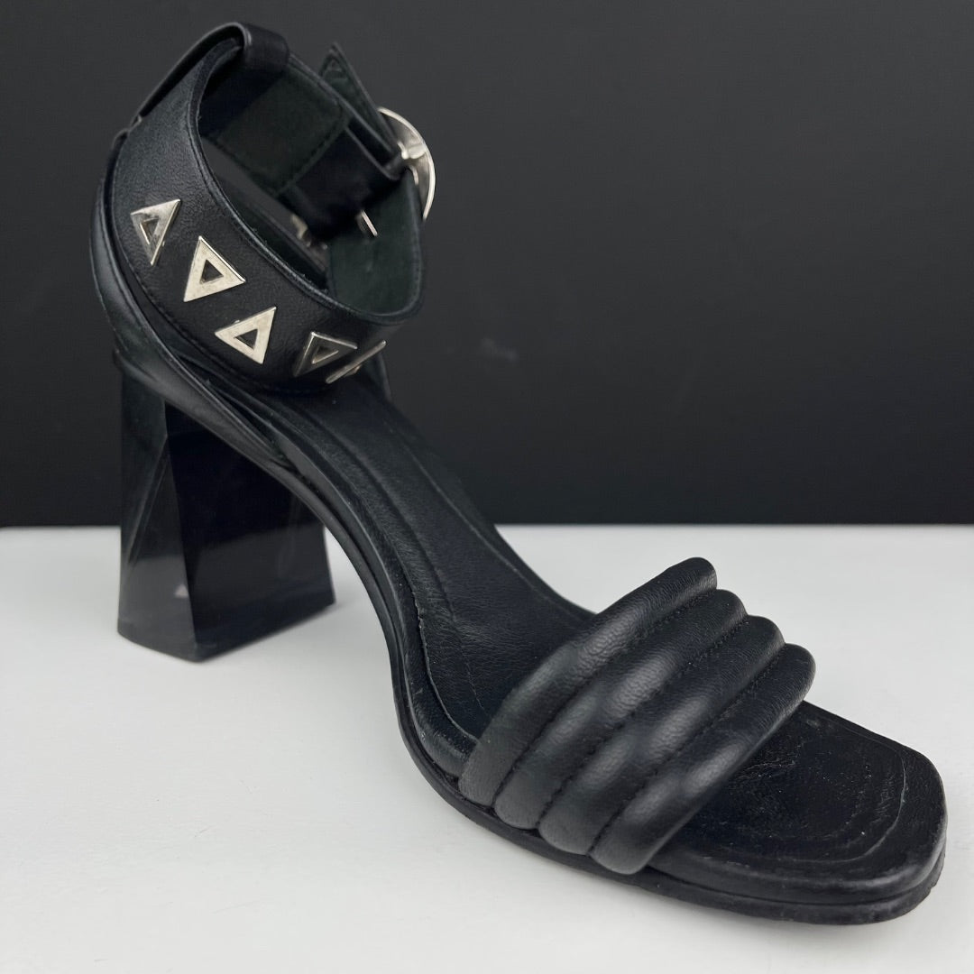 AYRES Sandalias Negro Talle 36