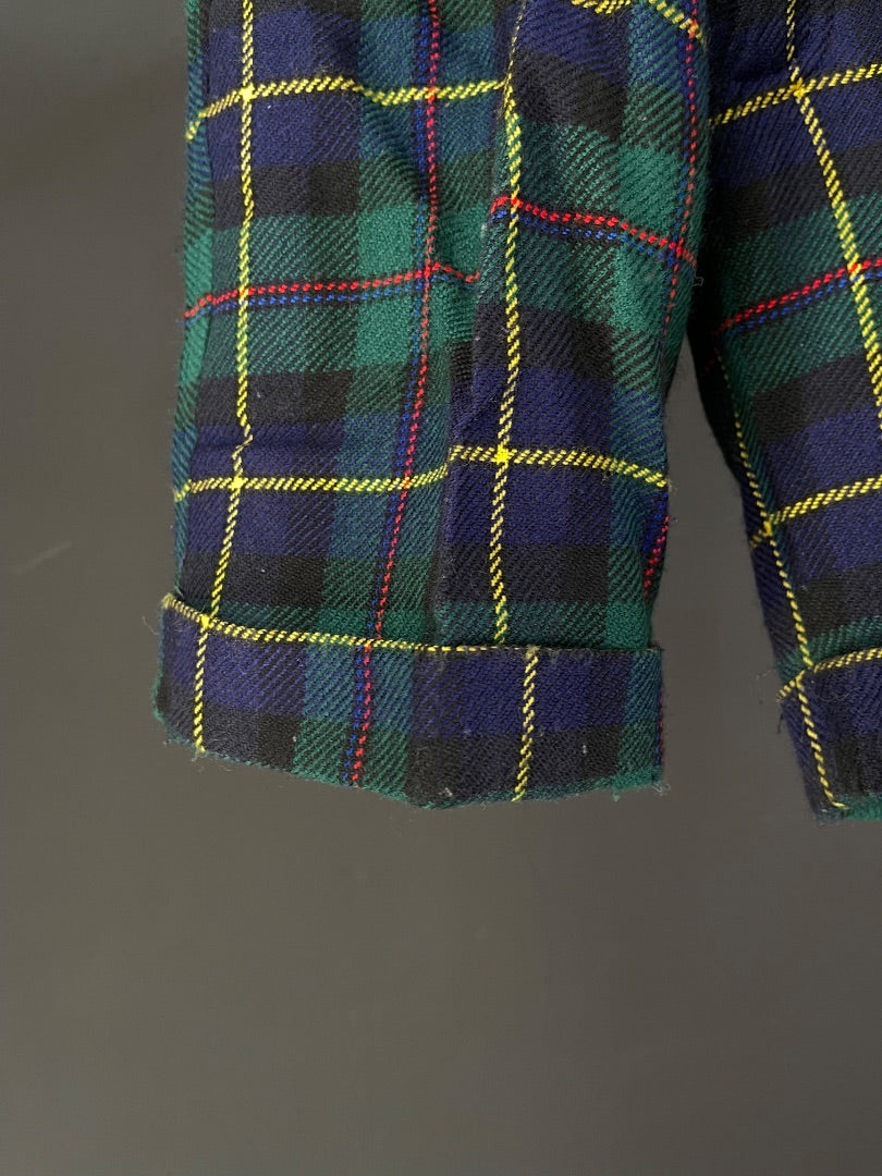 SIN MARCA  Short Bermuda  Varios Escoces Verde  Talle 8
