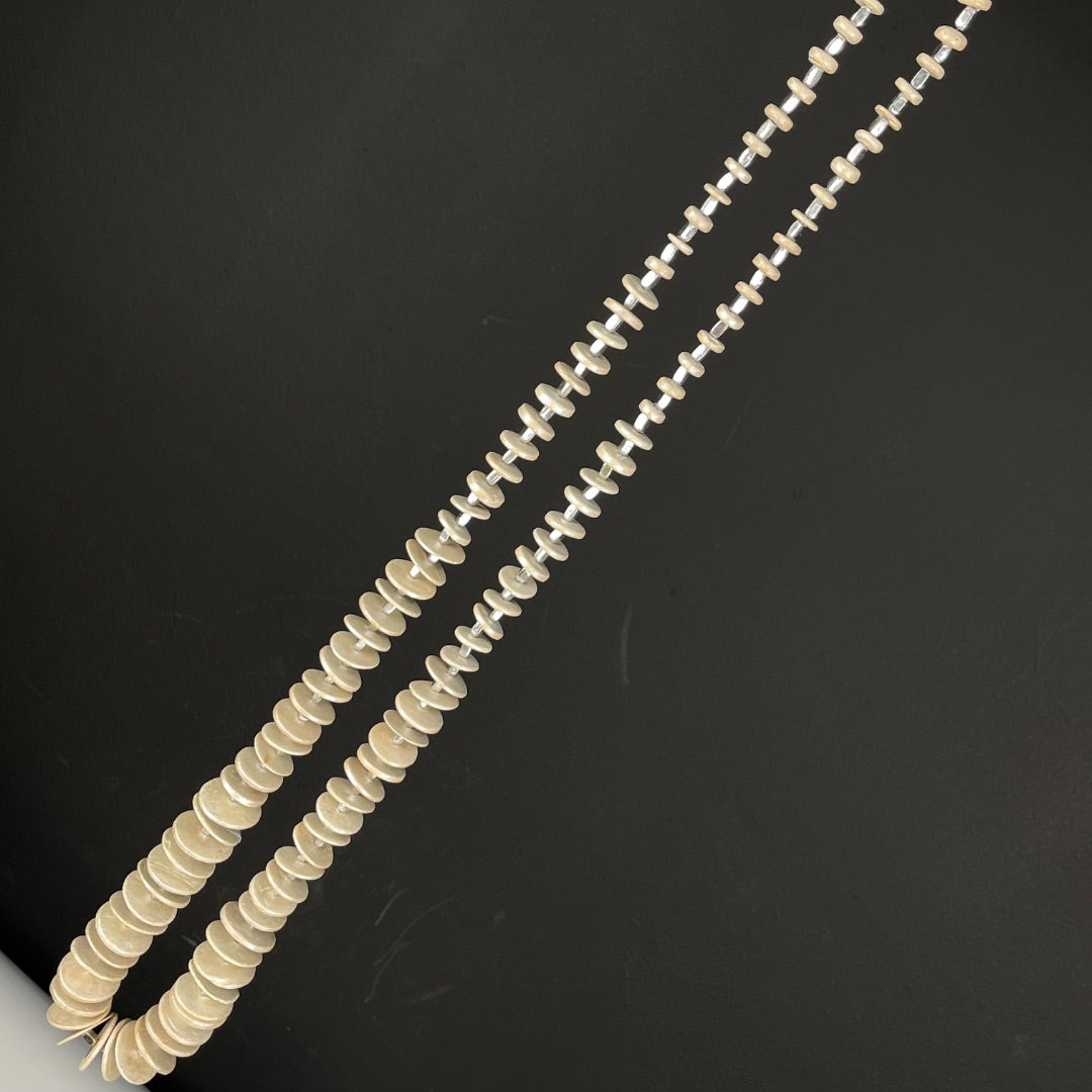SIN MARCA  Collar  Beige  Talle Unico