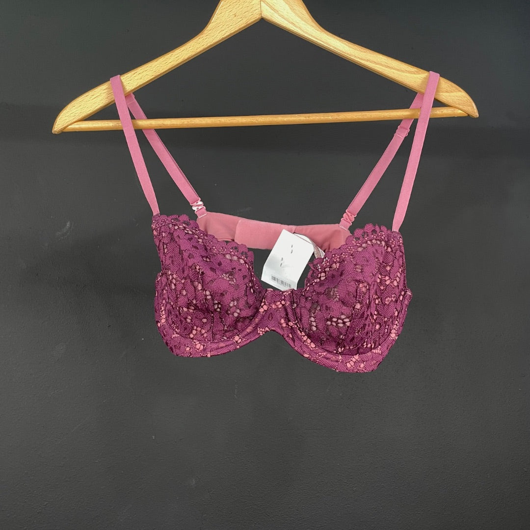 VICTORIA SECRET  Corpiño  Violeta  Talle 34C