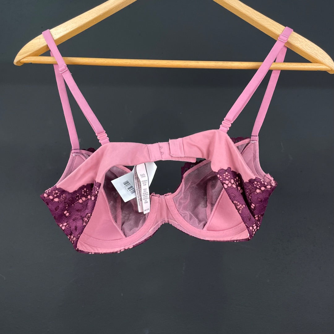 VICTORIA SECRET  Corpiño  Violeta  Talle 34C