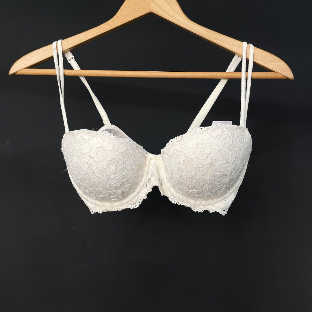 PINK  Corpiño  Blanco  Talle 34C