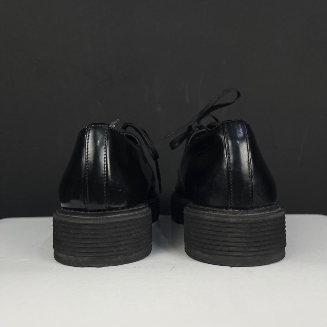 Abotinado Negro Talle 36