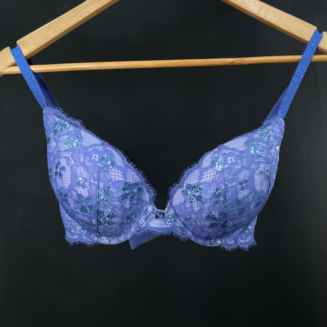 VICTORIA SECRET  Corpiño  Violeta  Talle 32D