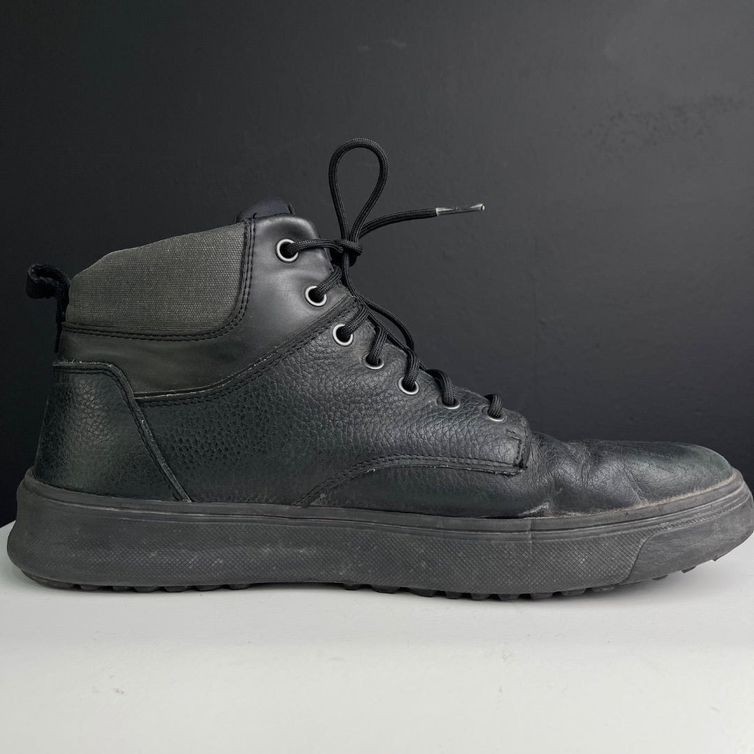 GEOX Borcegos Negro Talle 43