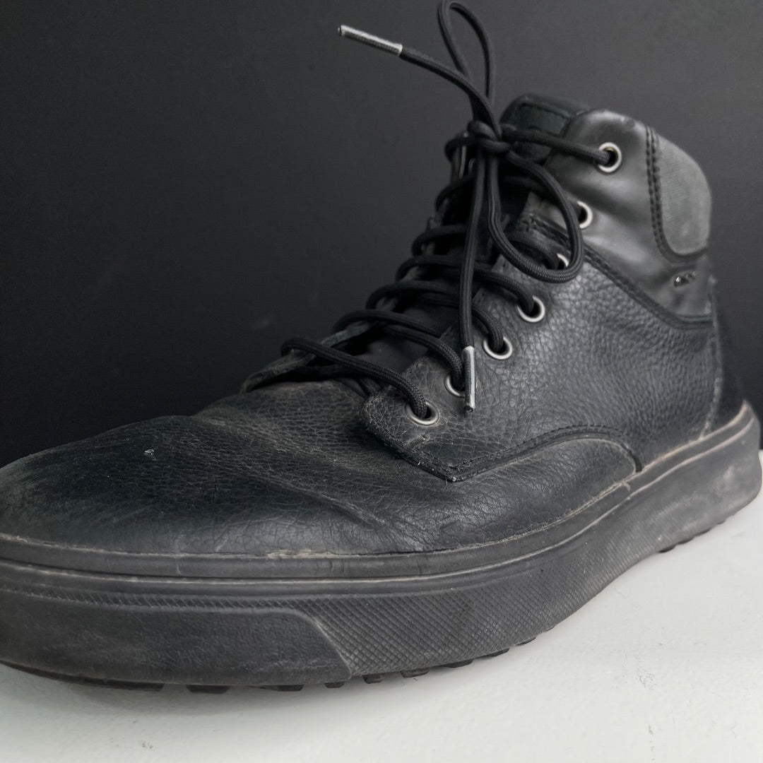 GEOX Borcegos Negro Talle 43