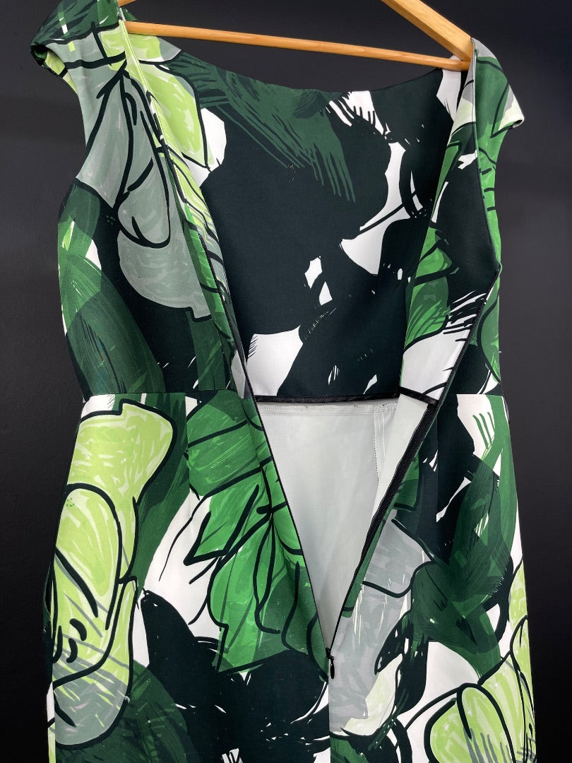 SANDRO FERRONE  Vestido Sin Manga  Color Varios  Estampado  Talle 46