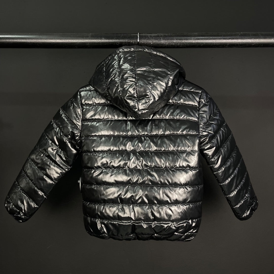 SIN MARCA  Campera  Negro  Talle 8