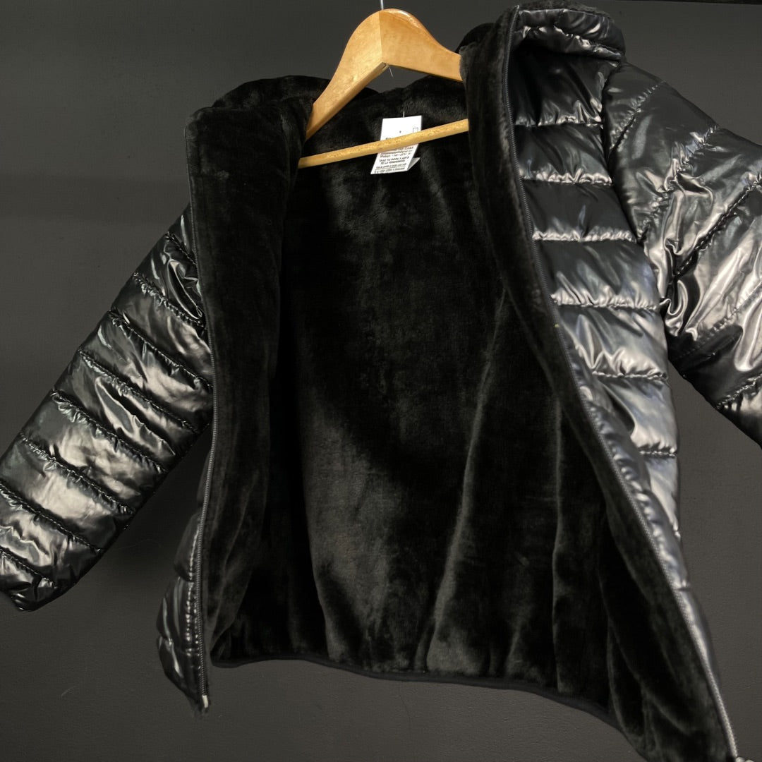 SIN MARCA  Campera  Negro  Talle 8