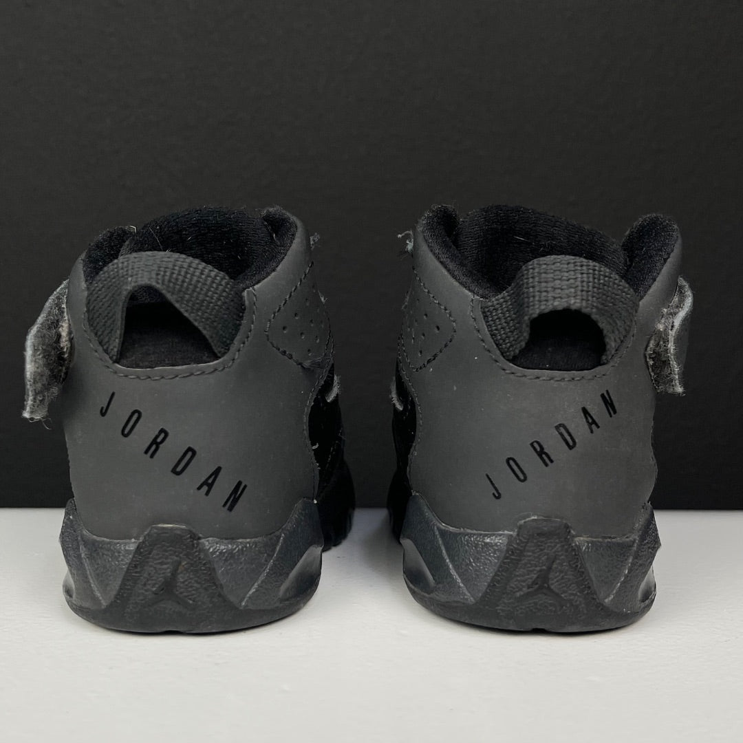 JORDAN  Zapatillas  Color Negro  Talle 19