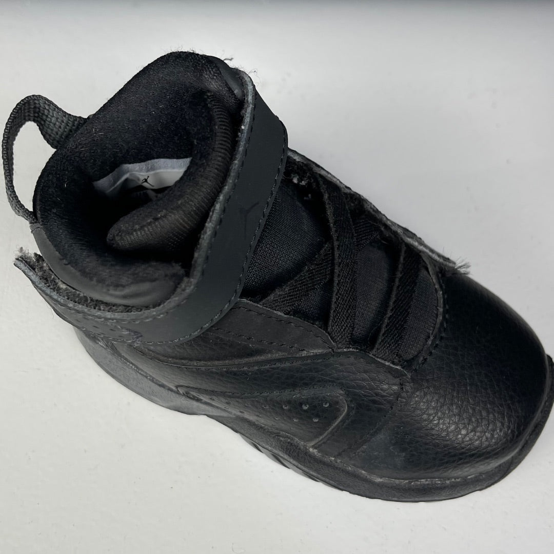 JORDAN  Zapatillas  Color Negro  Talle 19