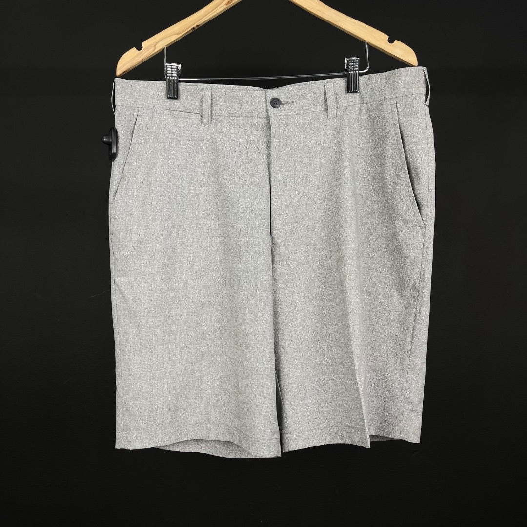 SIN MARCA  Short Bermuda  Gris  Talle 34