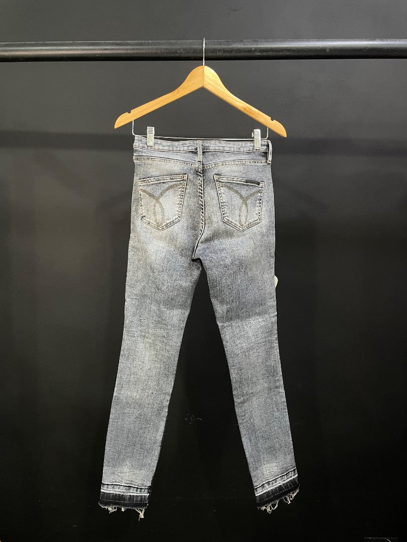 CALVIN KLEIN Pantalon Gris Talle 28