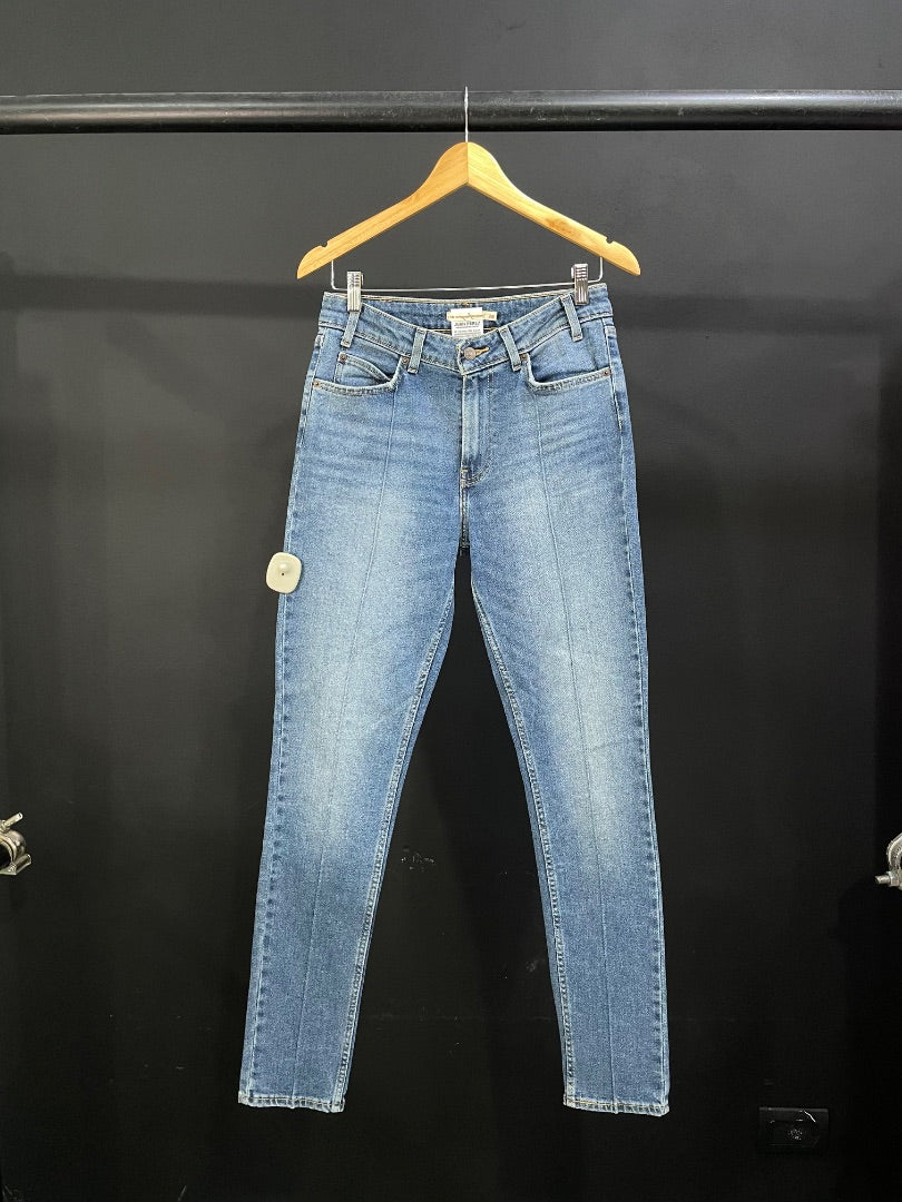 LEVIS Pantalon Celeste Talle 28