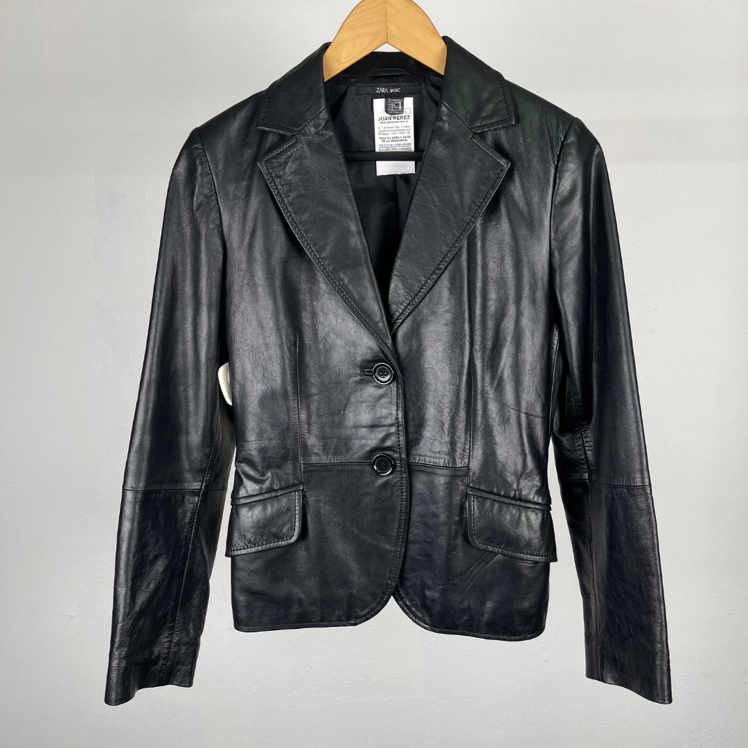 ZARA Campera Negro Talle M