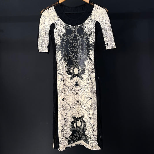 TRAMANDO Vestido Varios  Estampado Talle 1