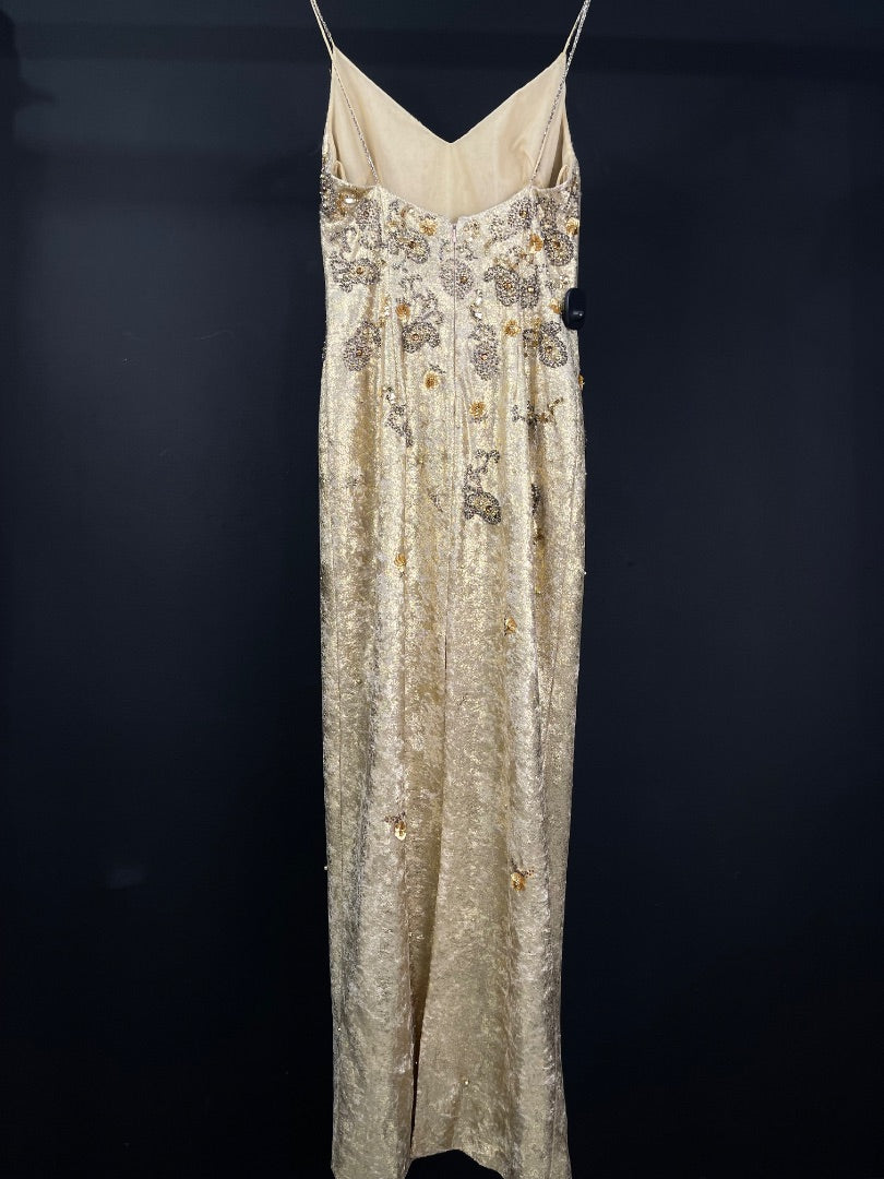 CAMOMILLE Vestido Sin Manga Dorado Talle S