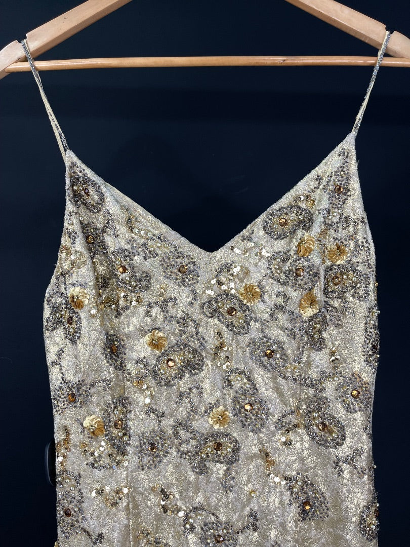 CAMOMILLE Vestido Sin Manga Dorado Talle S