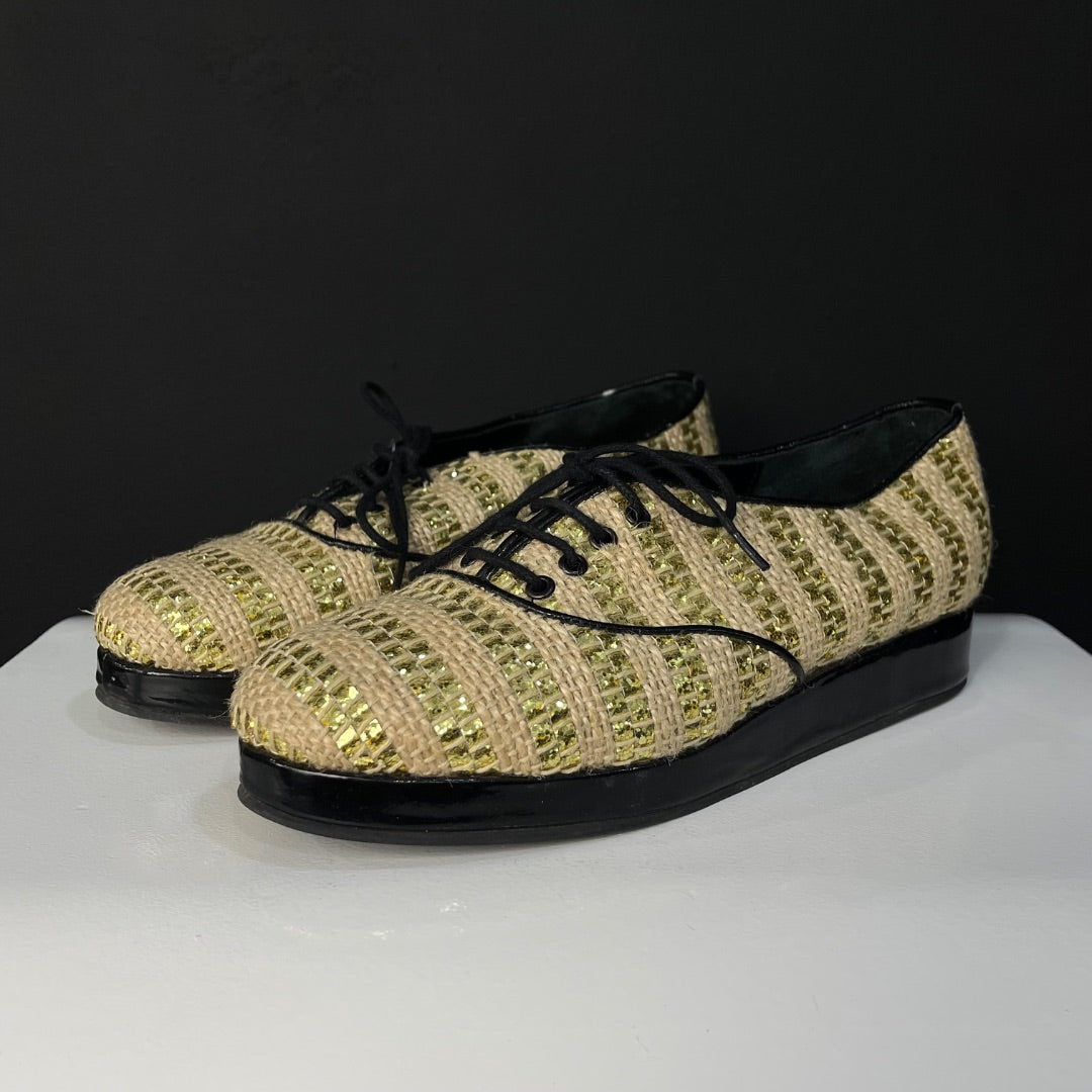MISHKA Zapatos Dorado Talle 39