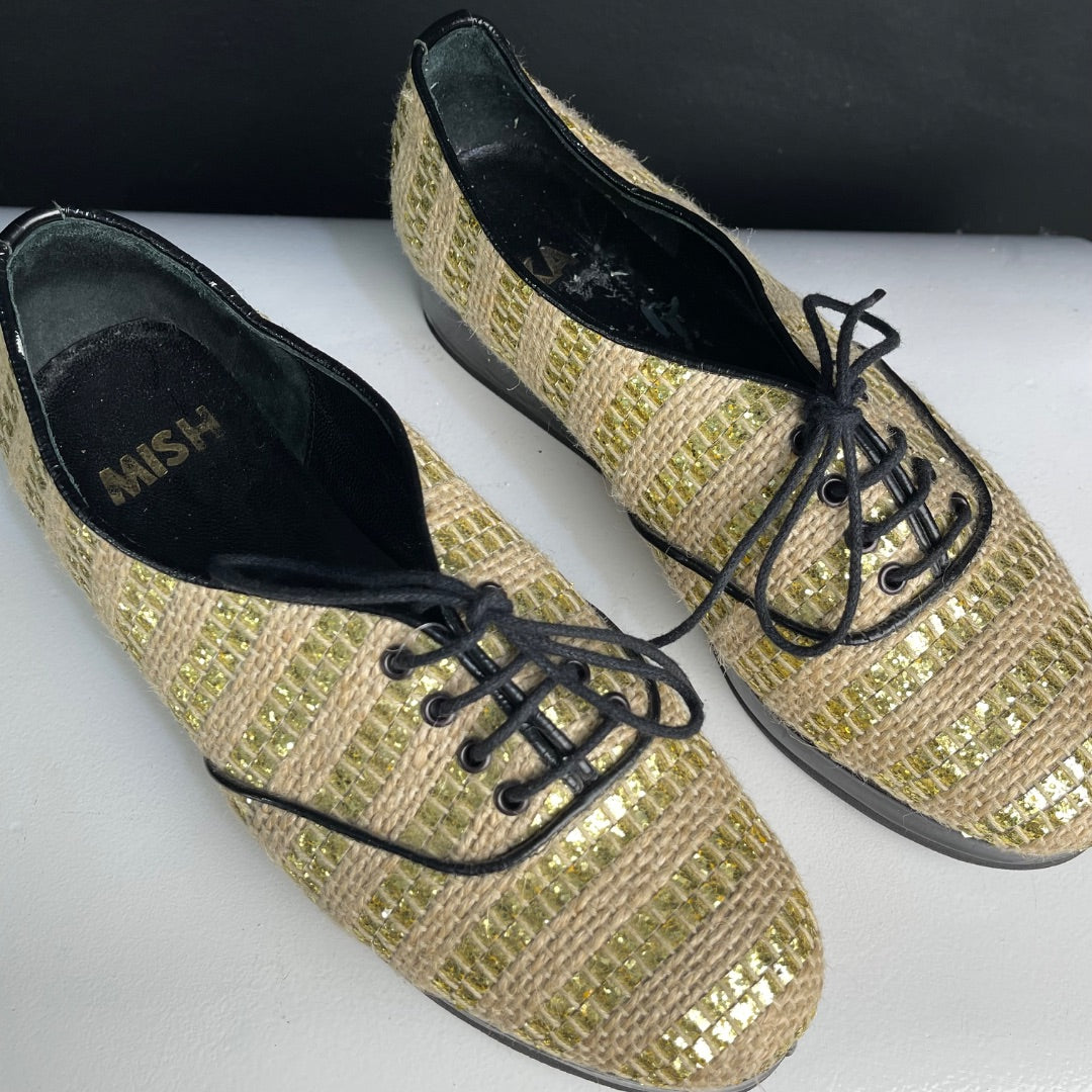 MISHKA Zapatos Dorado Talle 39