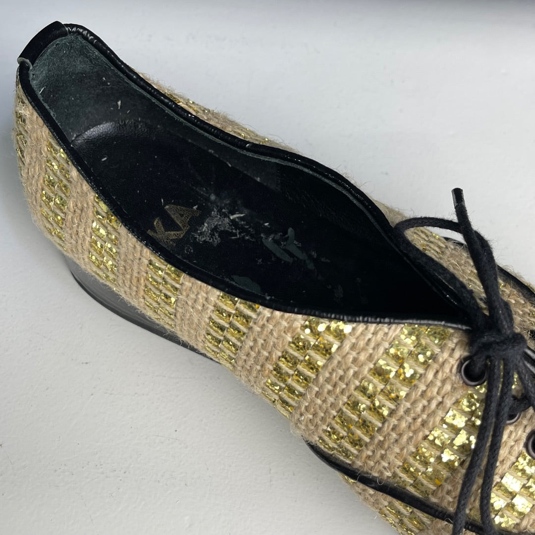 MISHKA Zapatos Dorado Talle 39