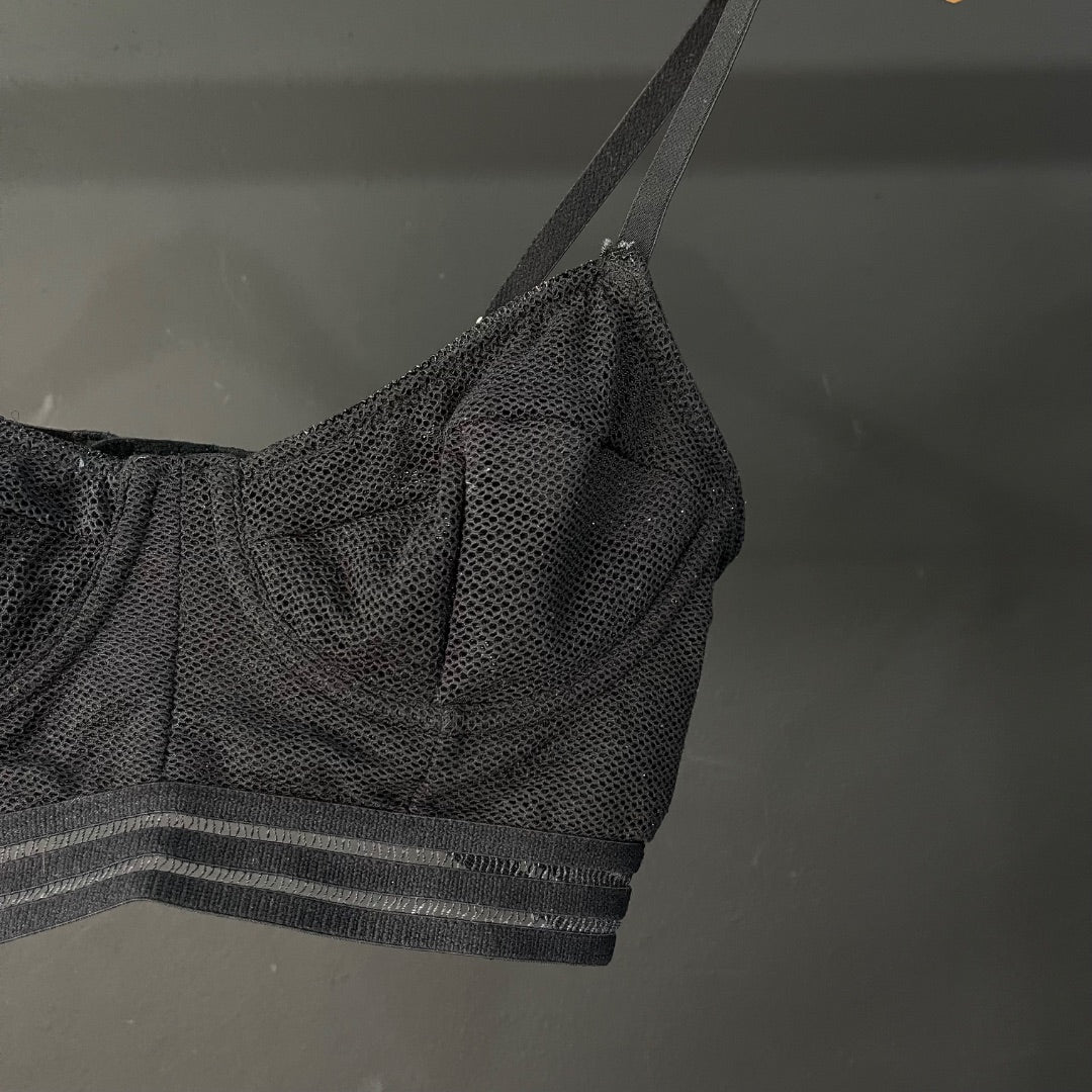 VINCE CAMUTO Corpiño Negro 32C
