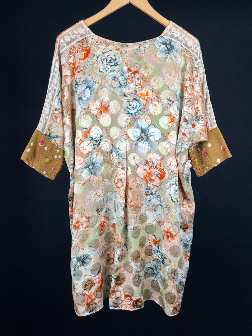 HOLI Vestido Varios Floral Talle 2