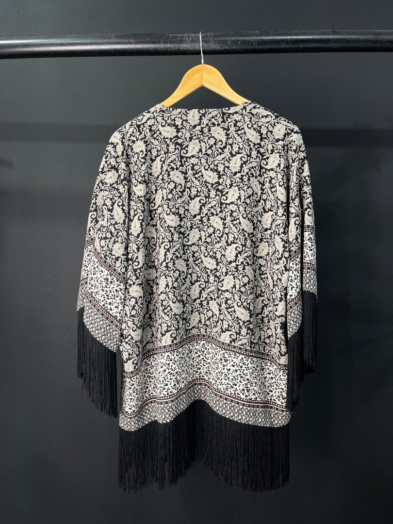 ZARA Kimono Corto Varios Estampado Talle M