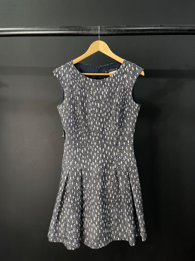 ZARA Vestido Varios  Pintitas Talle M