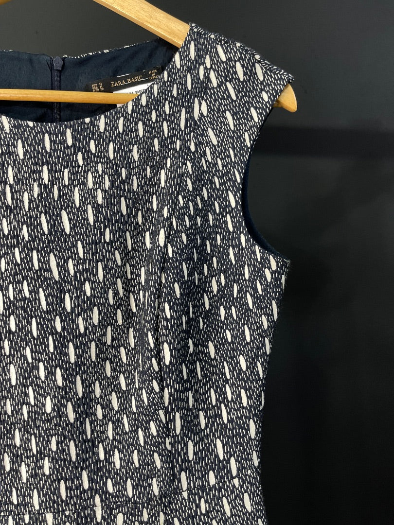 ZARA Vestido Varios  Pintitas Talle M