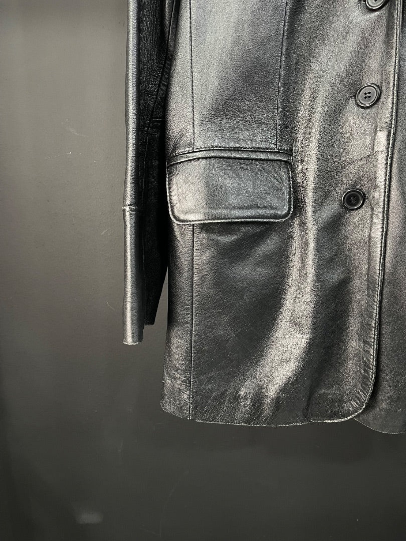 SIN MARCA Campera Negro Talle M