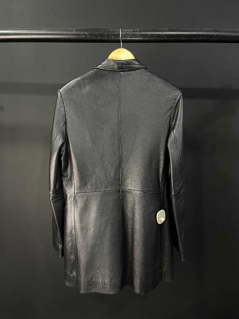 SIN MARCA Campera Negro Talle M