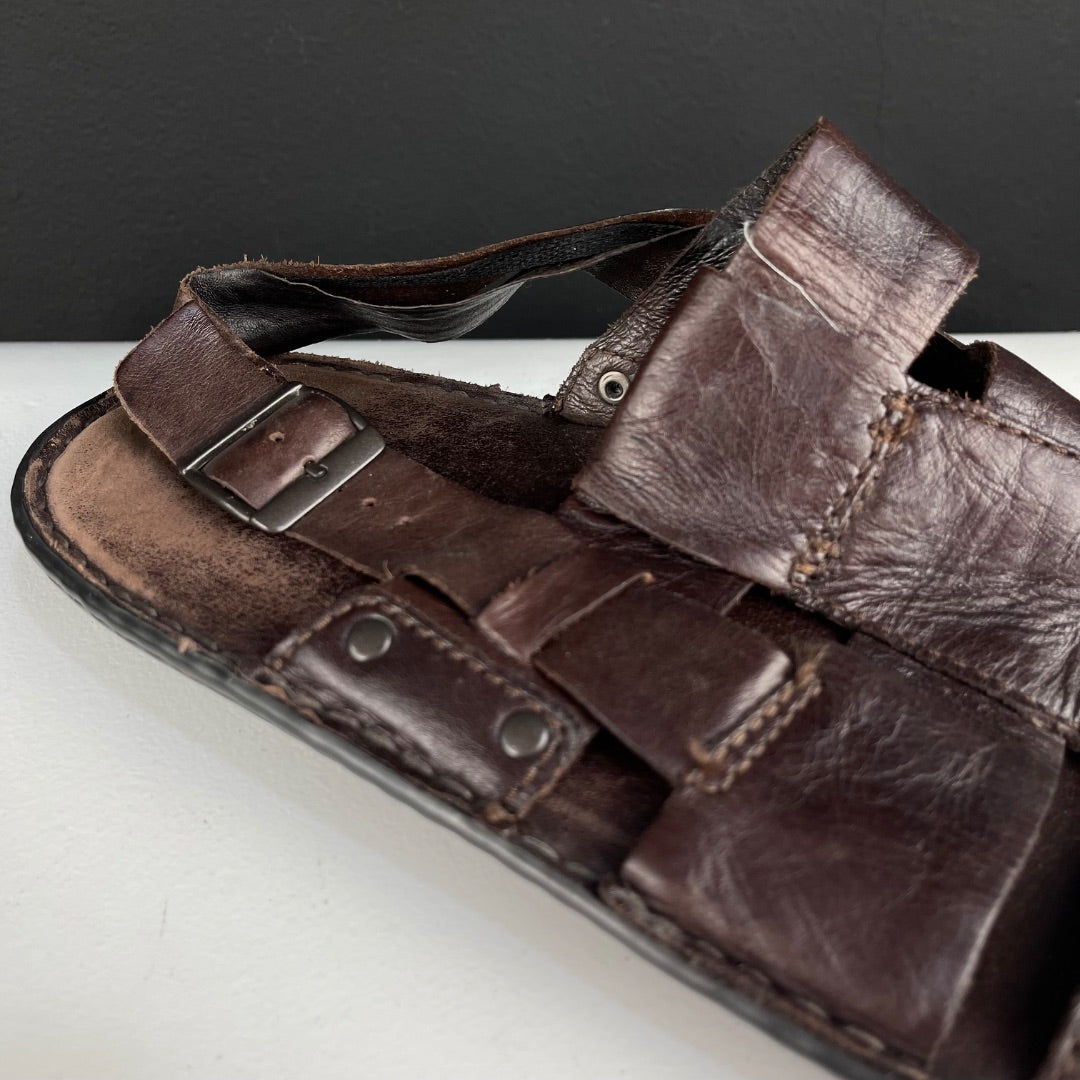 SIN MARCA Sandalias Marron Talle 42